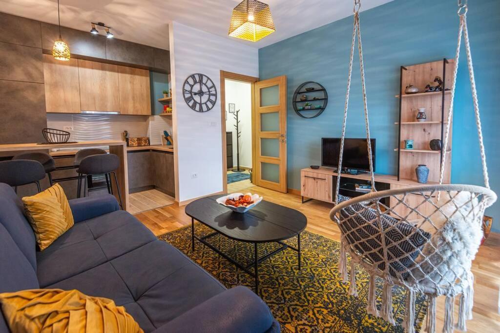Modern, Bright And Cozy Apartment Podgorica Ngoại thất bức ảnh