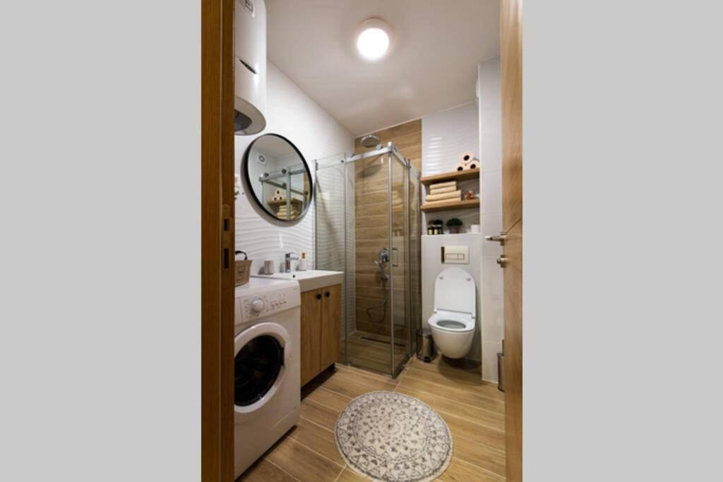 Modern, Bright And Cozy Apartment Podgorica Ngoại thất bức ảnh