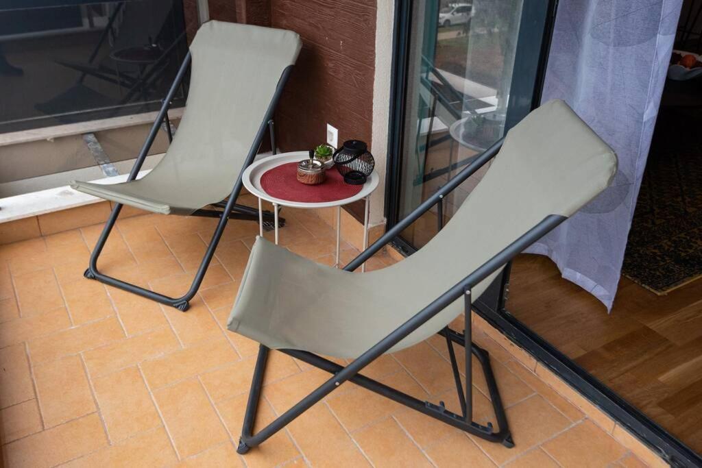 Modern, Bright And Cozy Apartment Podgorica Ngoại thất bức ảnh